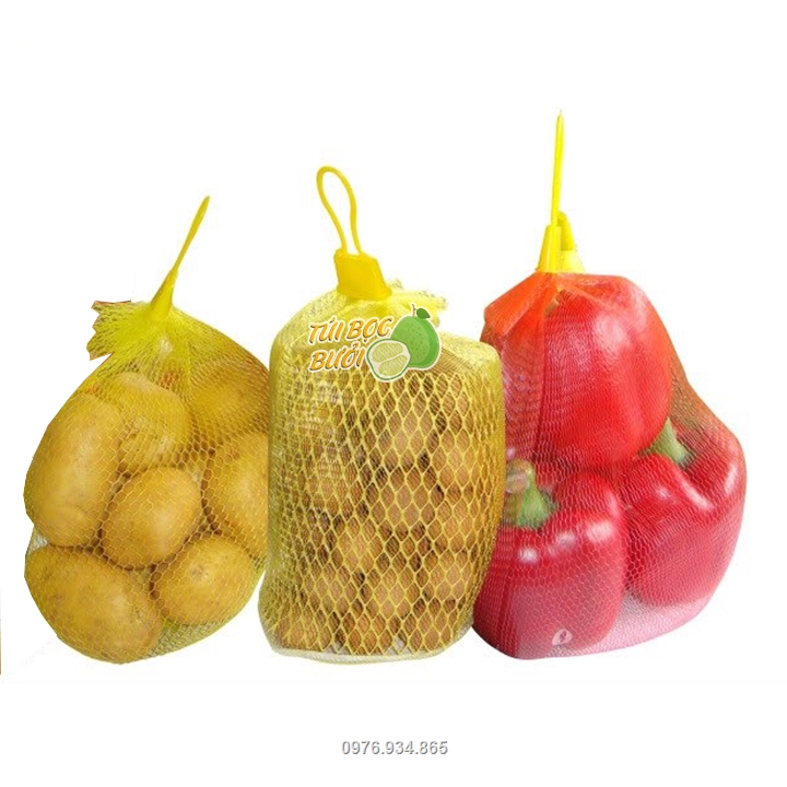 Túi được sử dụng nhiều trong ngành đóng gói hàng rau củ quả nông sản hay bánh kẹo